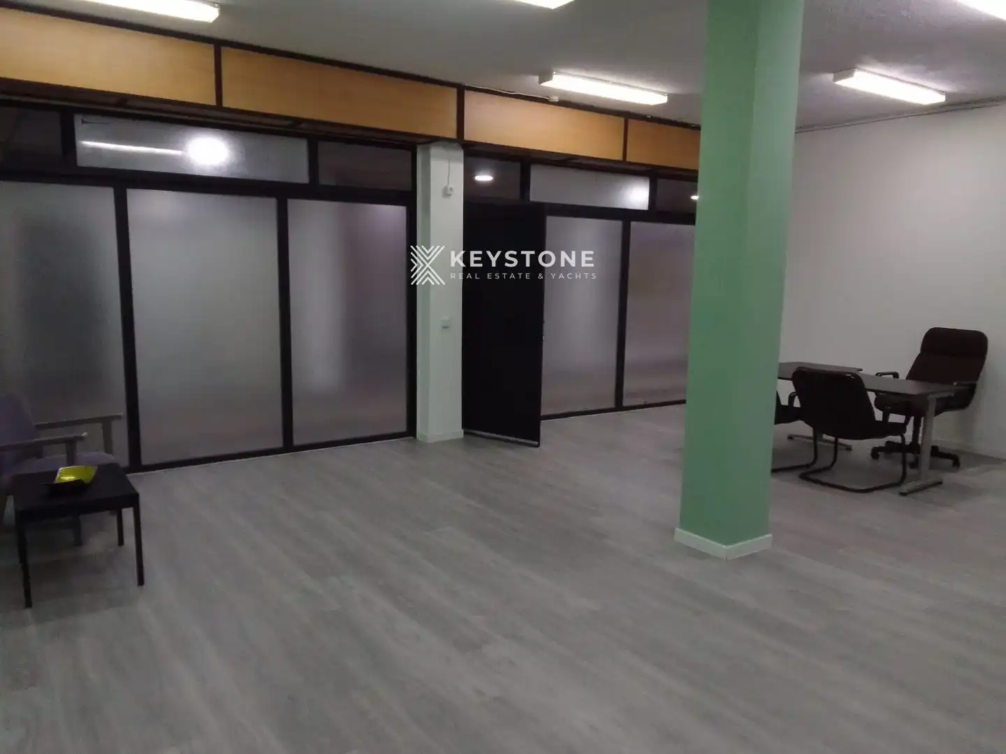 Business premises for sale in Joan Miro, imagen 6