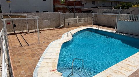 Foto 3 de Casa o chalet en venta en Calle de Los Girasoles, Velilla de San Antonio, Madrid