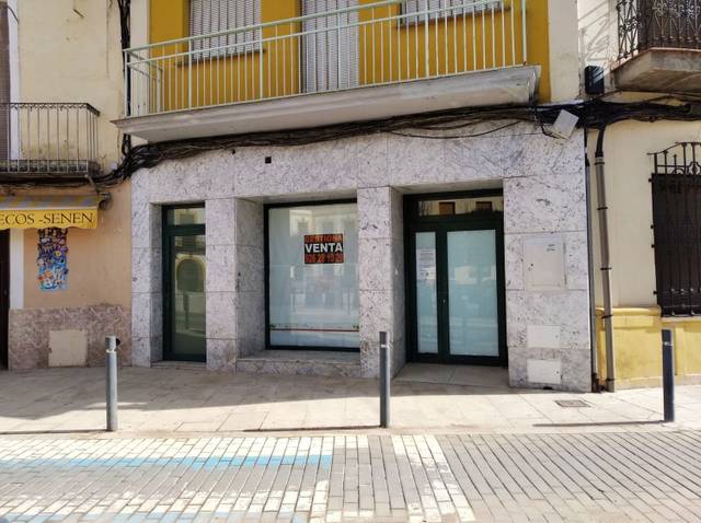 Local comercial en Venta en Plaza de la Constitución en Carrión de Calatrava