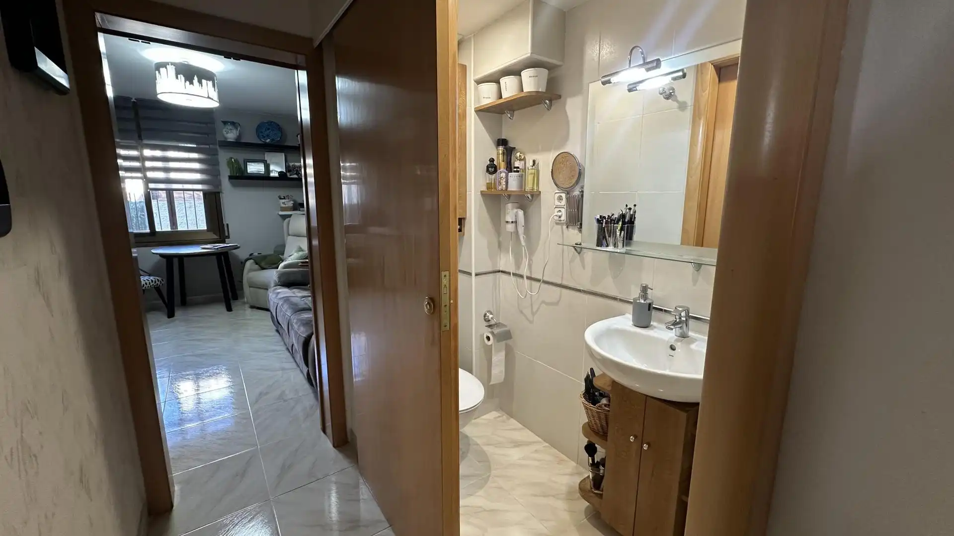Baño de Casa adosada en venta en Sant Celoni con Calefacción, Jardín privado y Terraza