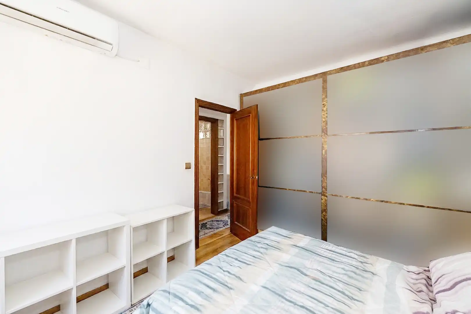 Habitación de Piso en venta en Málaga con Aire acondicionado