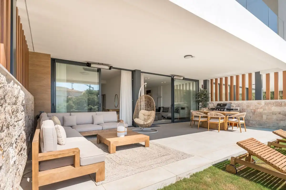 Home with pool for sale in Elviria - Cabopino, imagen 10