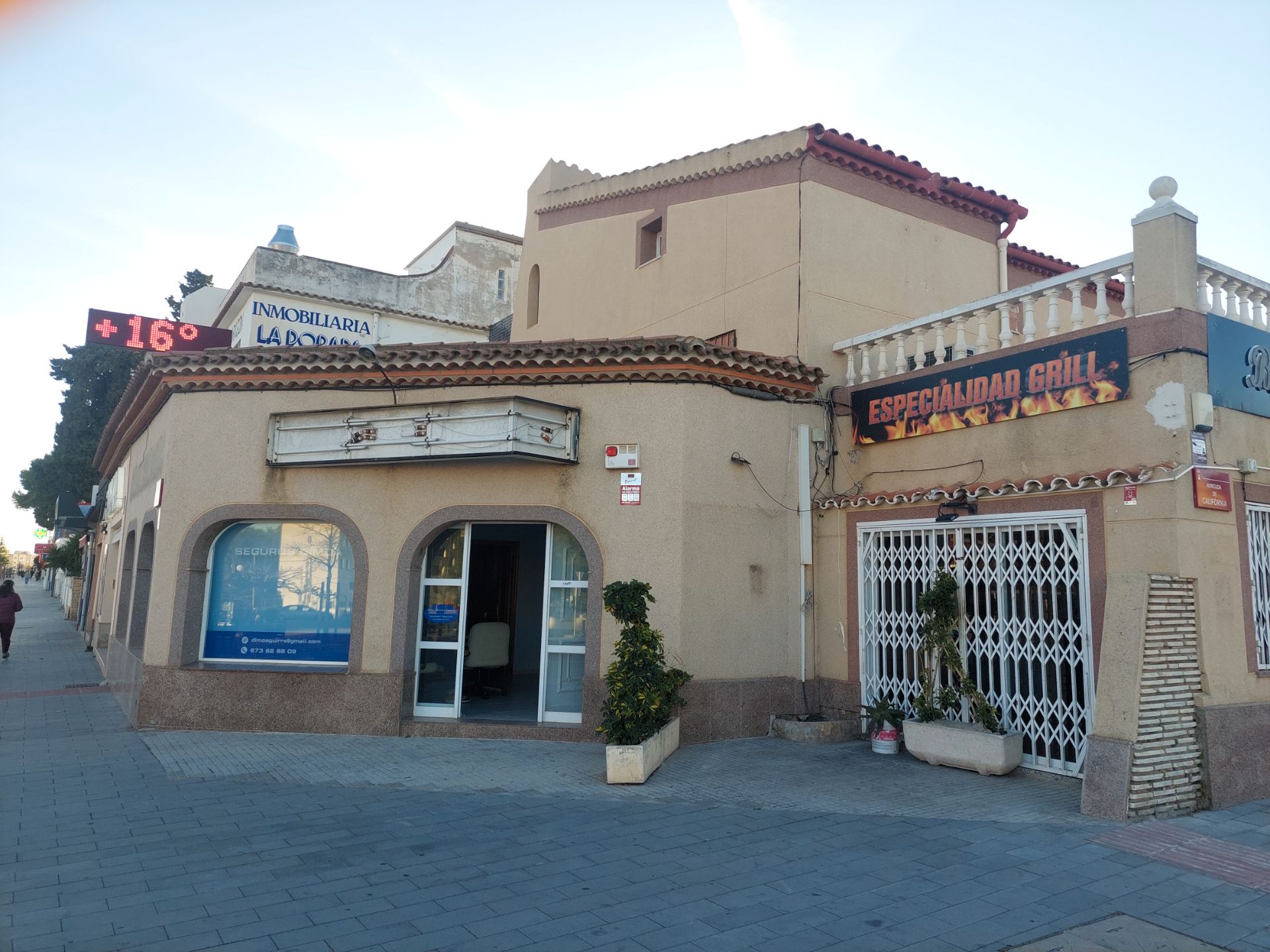 Edifici en venda en Mont-roig del Camp