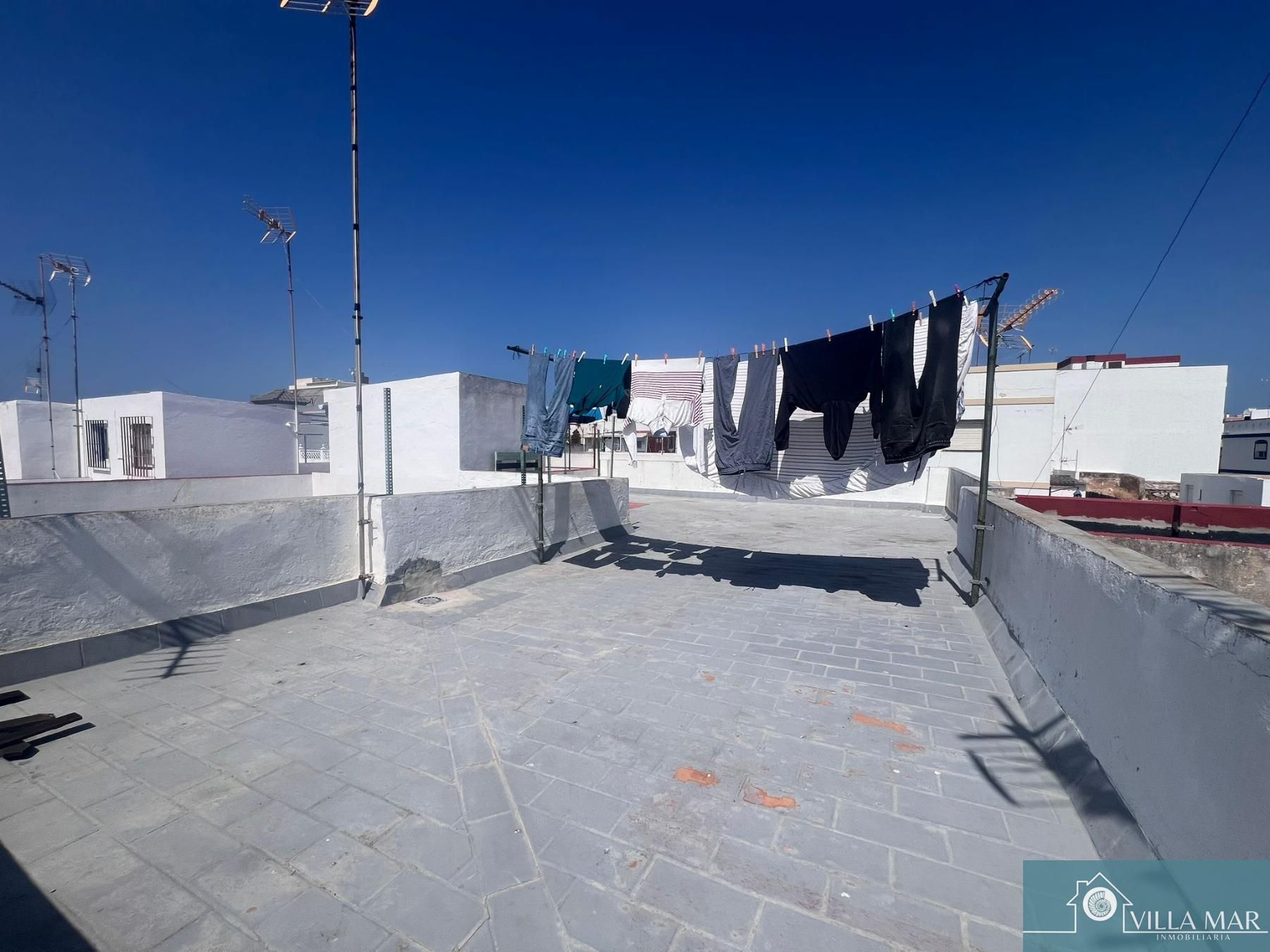 Vista exterior de Piso en venta en Rota con Terraza
