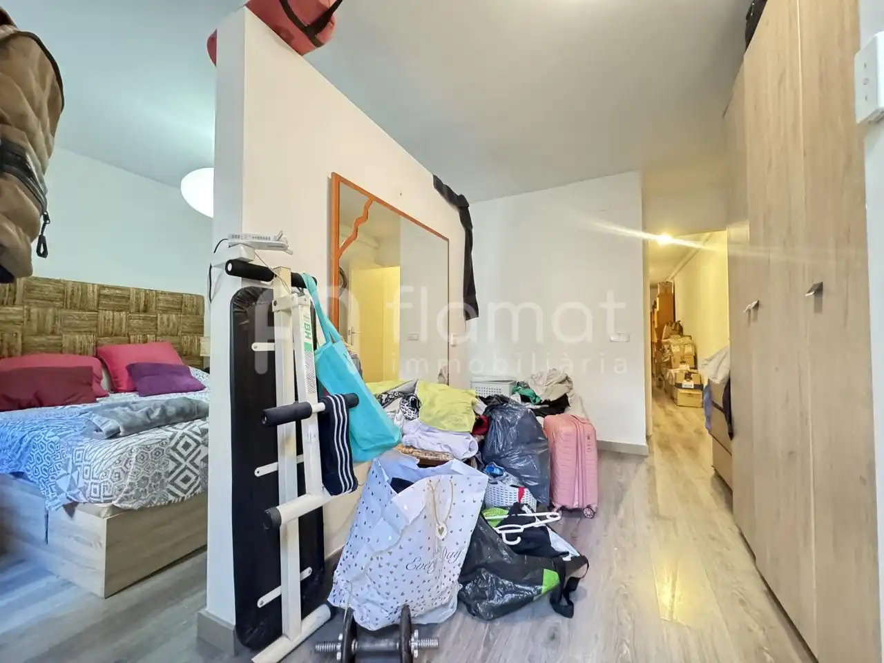 Piso en venta en Girona con Terraza