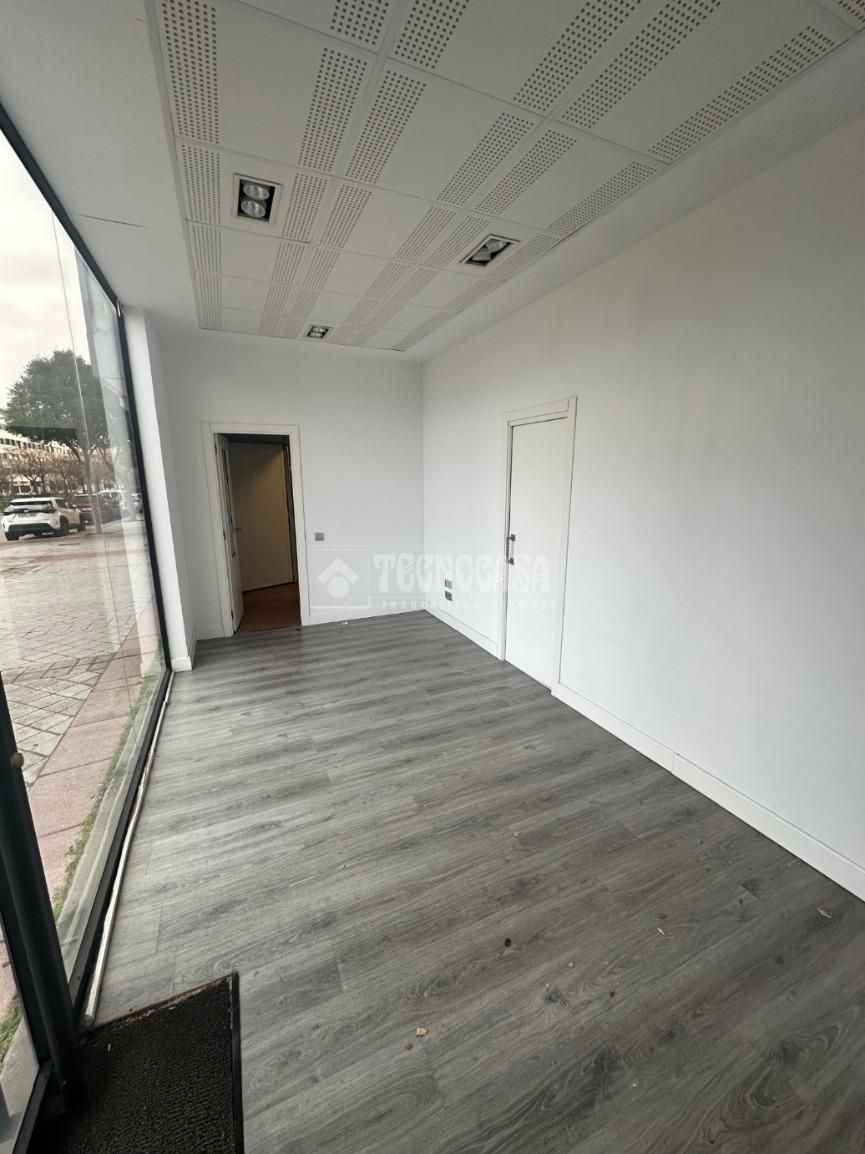 Dormitori de Local en venda en Fuenlabrada amb Aire condicionat i Calefacció