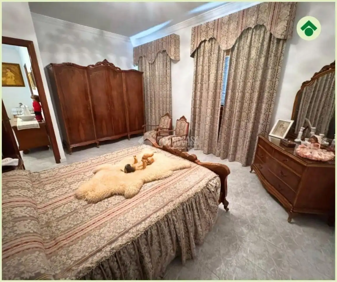 Habitación de Casa o chalet en venta en Las Cabezas de San Juan con Terraza y Balcón