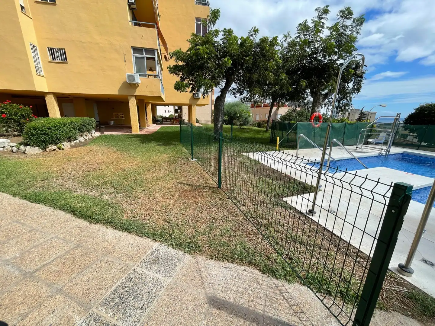 Schwimmbecken von Wohnung zum Verkauf in Torremolinos mit Terrasse, Möbliert und Gemeinschaftspool