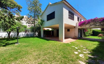 Jardí de Casa o xalet en venda en El Vendrell