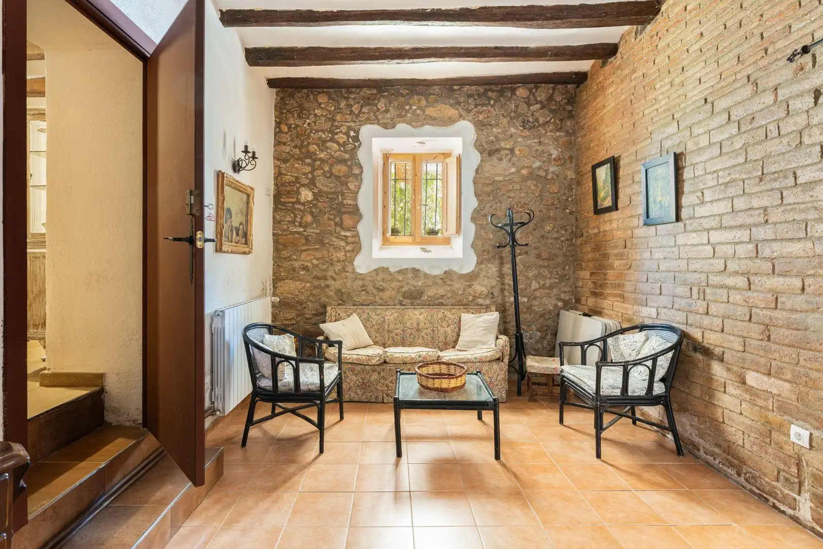 Country homes for sale in Piera  with Air Conditioner, Private garden and Storage room