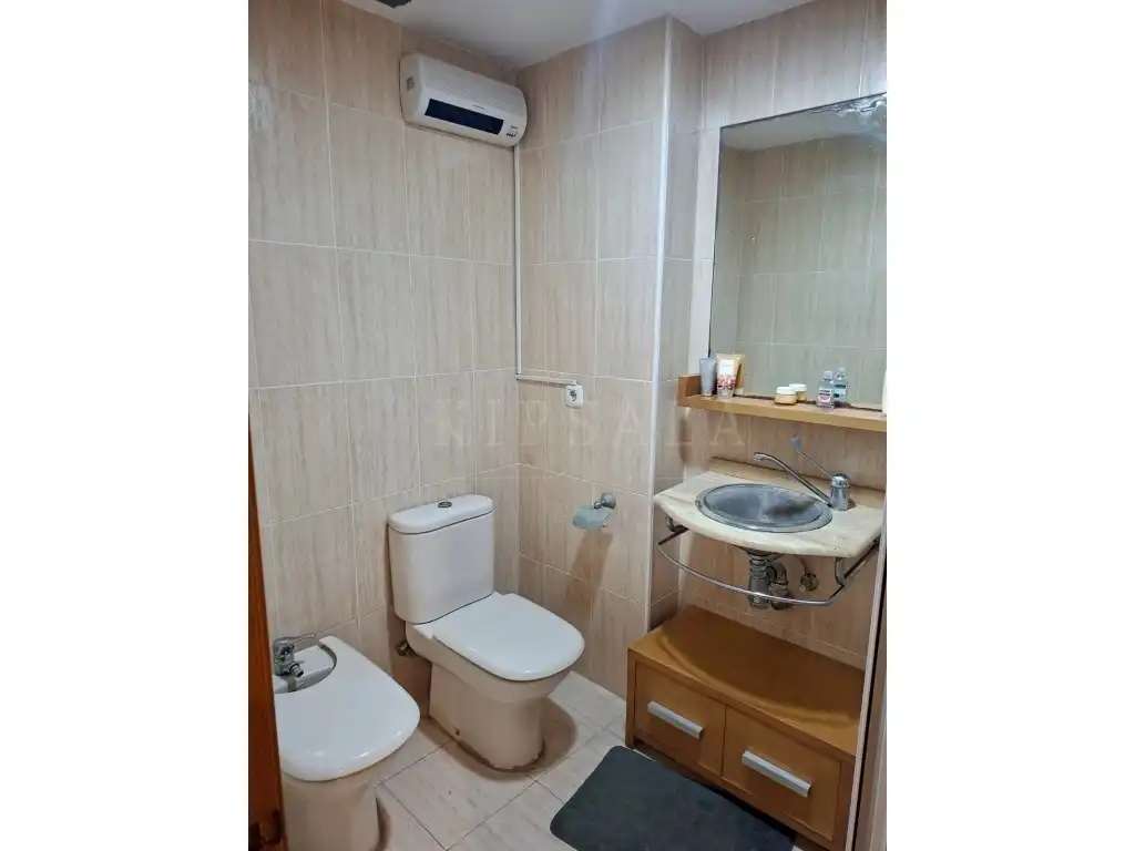 Bathroom of Flat for sale in Poblats Marítims