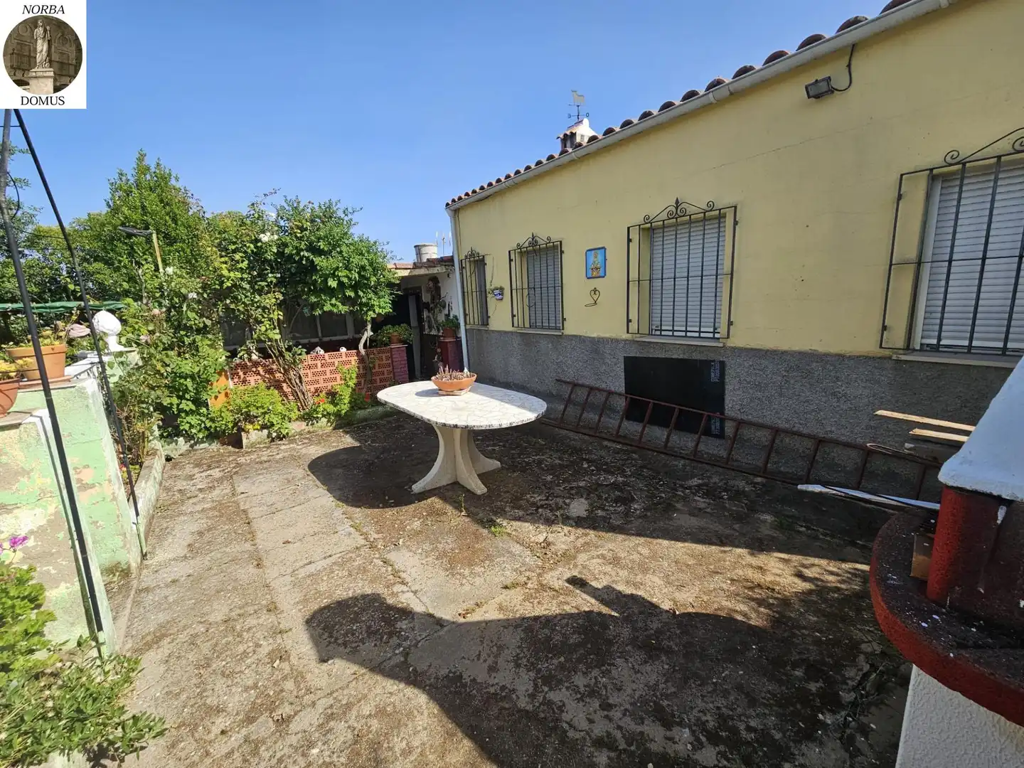 Jardí de Casa o xalet en venda en Cáceres amb Jardí privat, Terrassa i Traster