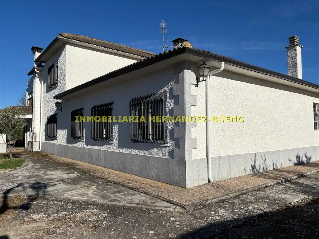 Vista exterior de Casa o chalet en venta en Pelabravo con Calefacción, Jardín privado y Terraza