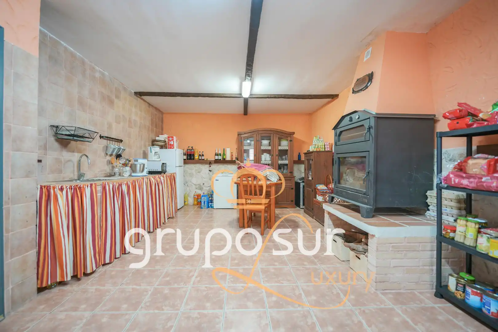 Cocina de Casa o chalet en venta en Aldeamayor de San Martín con Calefacción, Jardín privado y Terraza