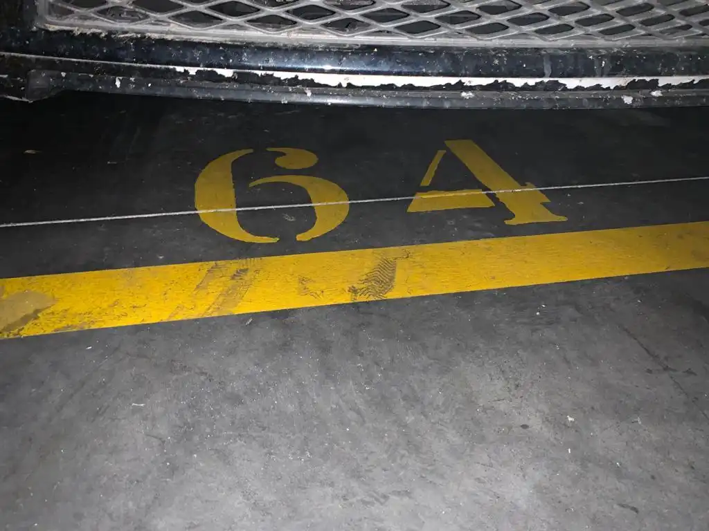 Parking of Flat for rent in Madrid  with Air Conditioner, Heating and Parquet flooring