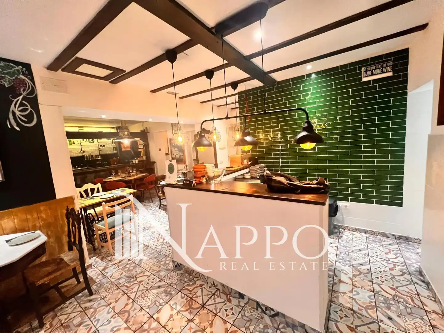 Commercial properties for rent in  Palma de Mallorca  with Air Conditioner and Internet