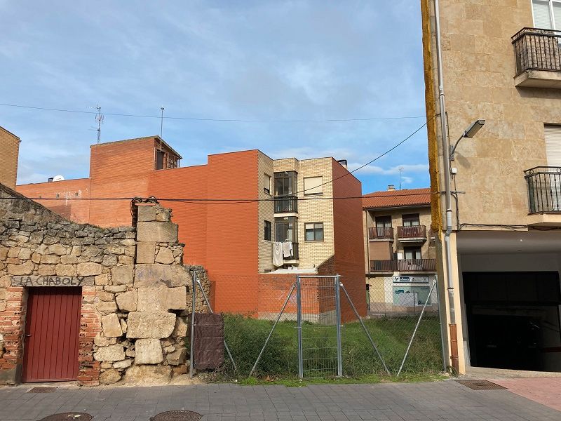 Vista exterior de Residencial en venda en Villamayor