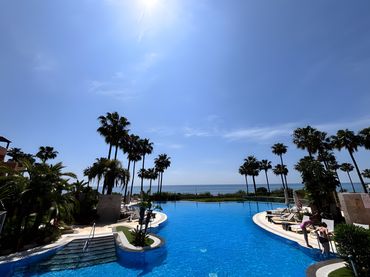 Apartamento con piscina en venta en Estepona Pueblo