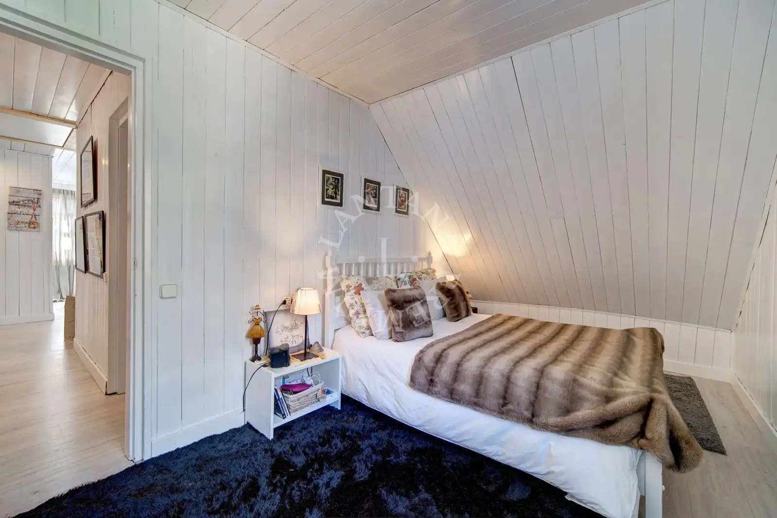 Bedroom of Houses for sale in Naut Aran  with Storage room