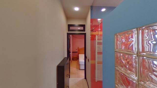 Piso en Alquiler en Calle de Mira el Río Baja en Embajadores - Lavapiés