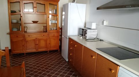 AMPLIA CASA A REFORMAR  UBICADA  A POCOS MINUTOS DEL MAR