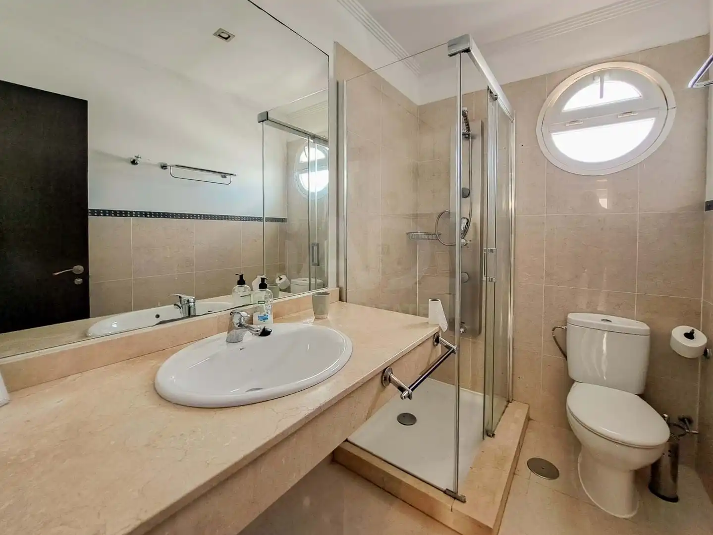 Baño de Casa o chalet en venta en Yaiza con Aire acondicionado, Terraza y Piscina
