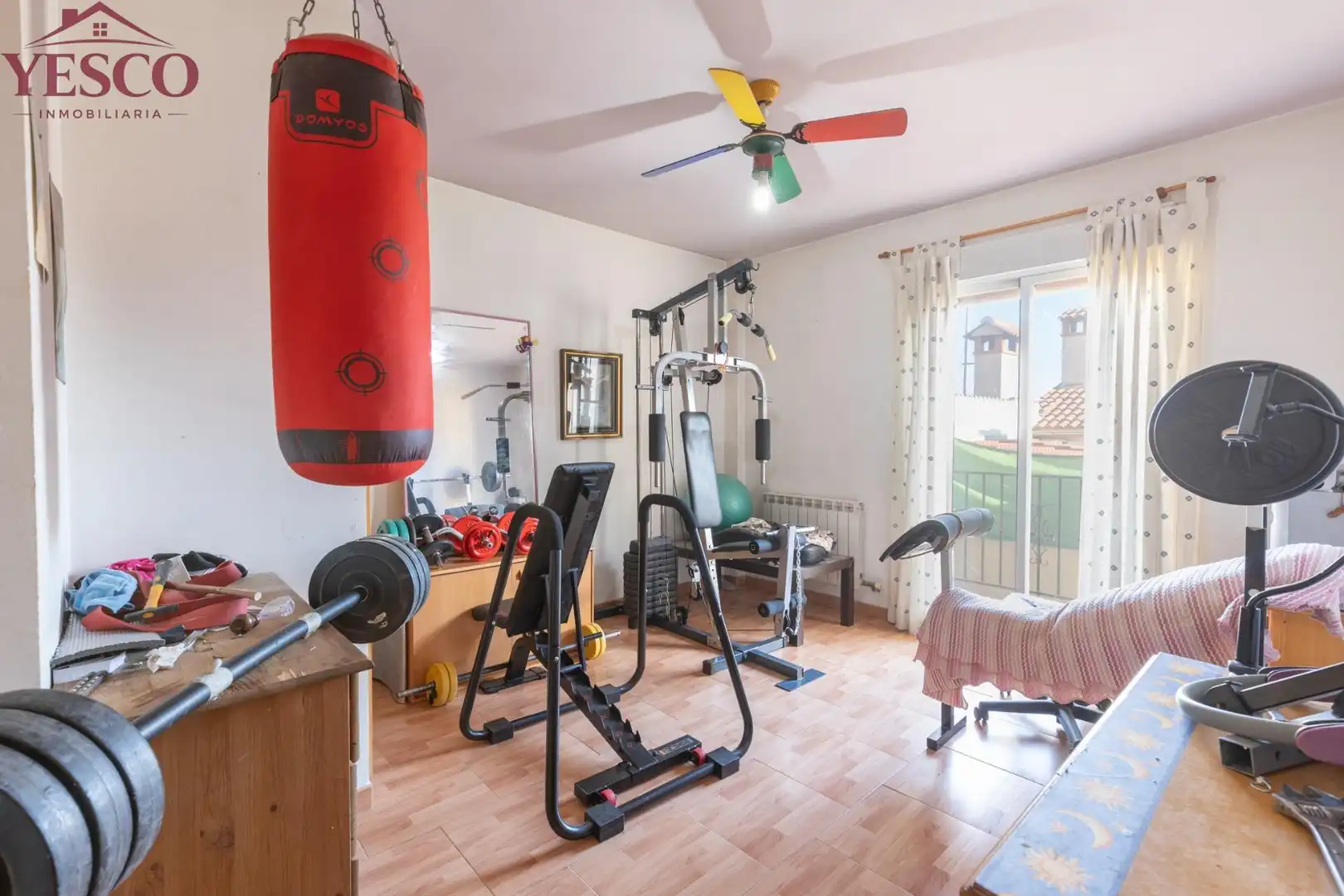 Casa adosada en venta en Güevéjar con Calefacción, Terraza y Balcón