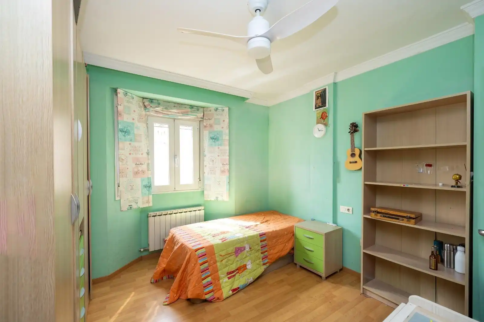 Habitación de Casa o chalet en venta en Granada con Aire acondicionado, Calefacción y Terraza