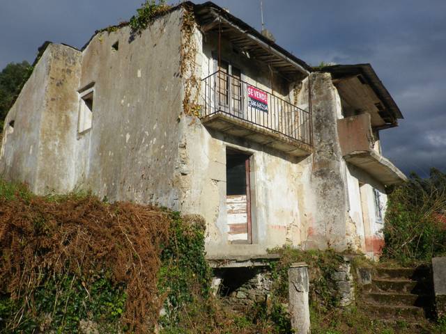 Casa-chalet en Venta en Viveiro