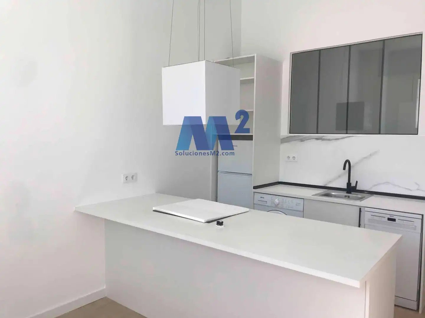 Cocina de Oficina en venta en San Sebastián de los Reyes con Aire acondicionado, Terraza y Trastero