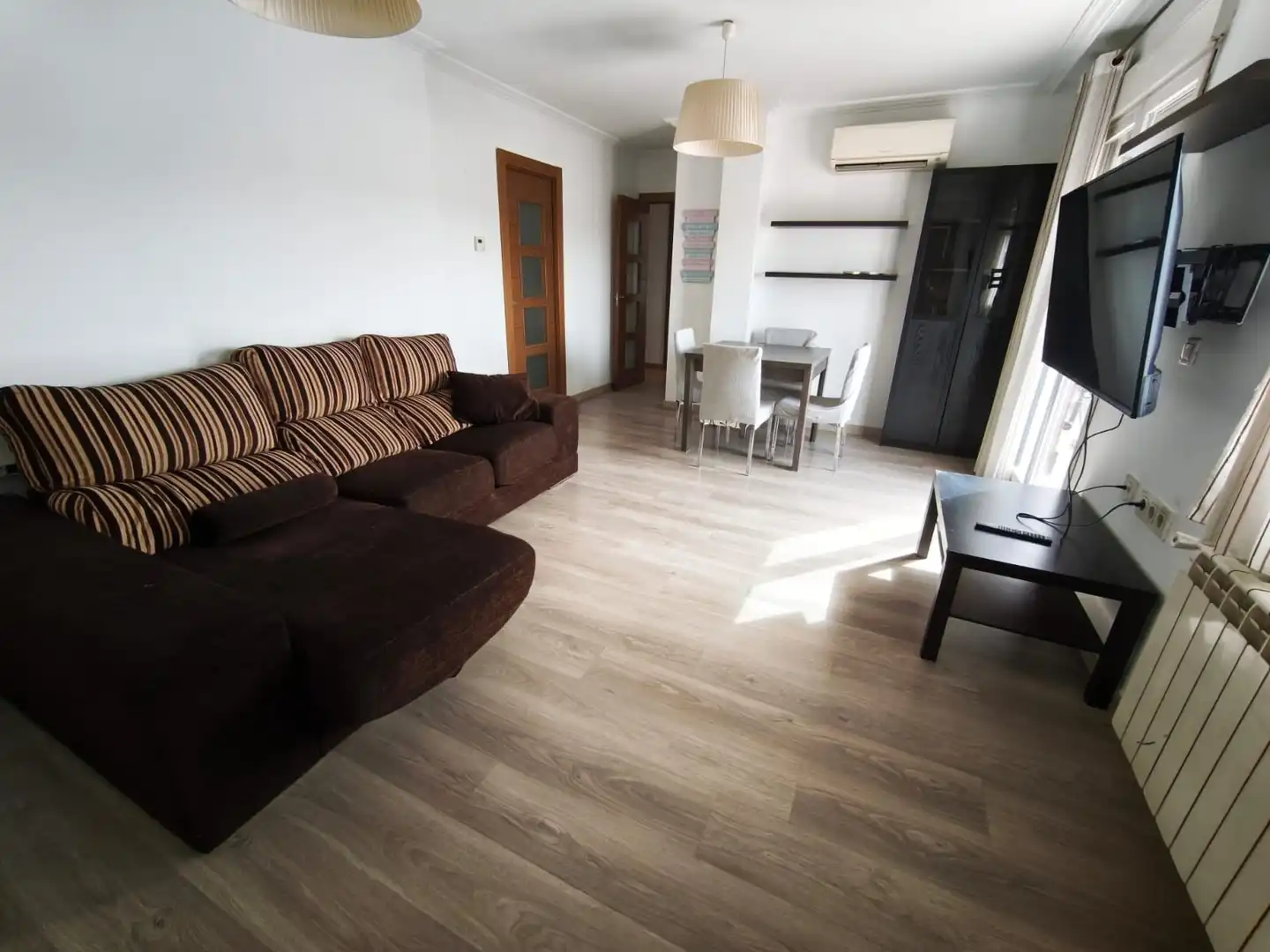 Sala de estar de Ático en venta en Albacete con Aire acondicionado, Calefacción y Parquet