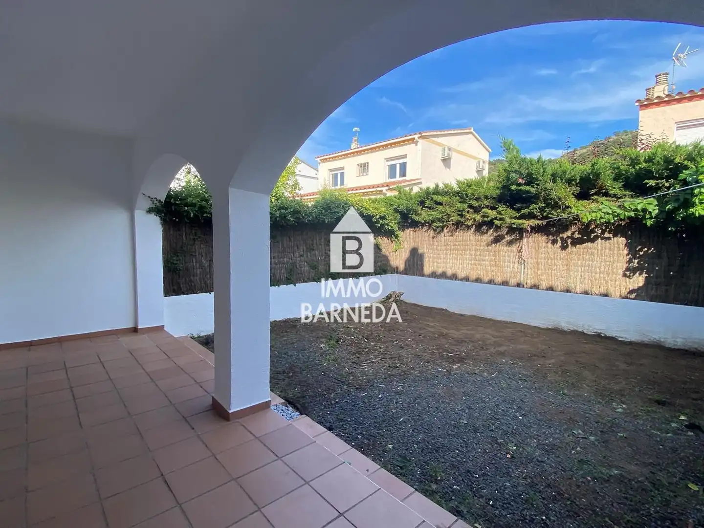 Vista exterior de Casa o xalet en venda en Roses amb Calefacció, Terrassa i Moblat