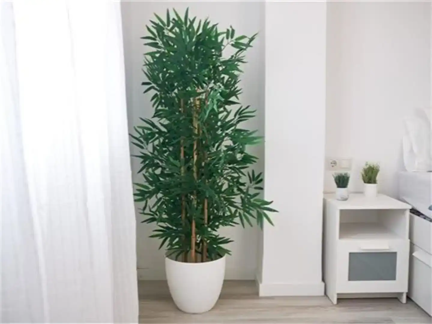 Jardín de Piso en venta en Benahadux con Parquet, Amueblado y Balcón
