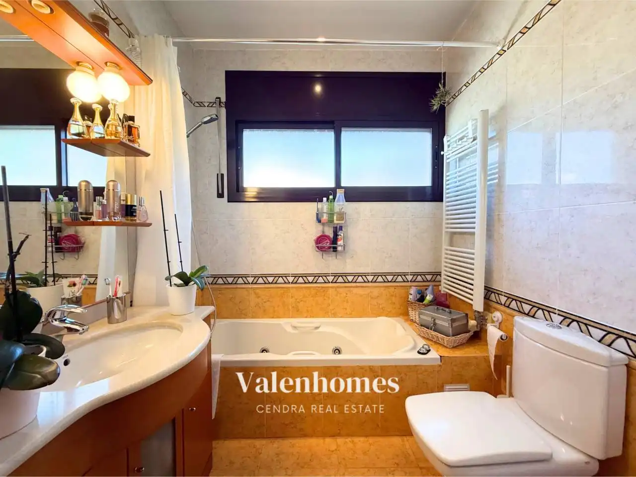 Baño de Casa o chalet en venta en Vilanova del Vallès con Aire acondicionado, Calefacción y Jardín privado
