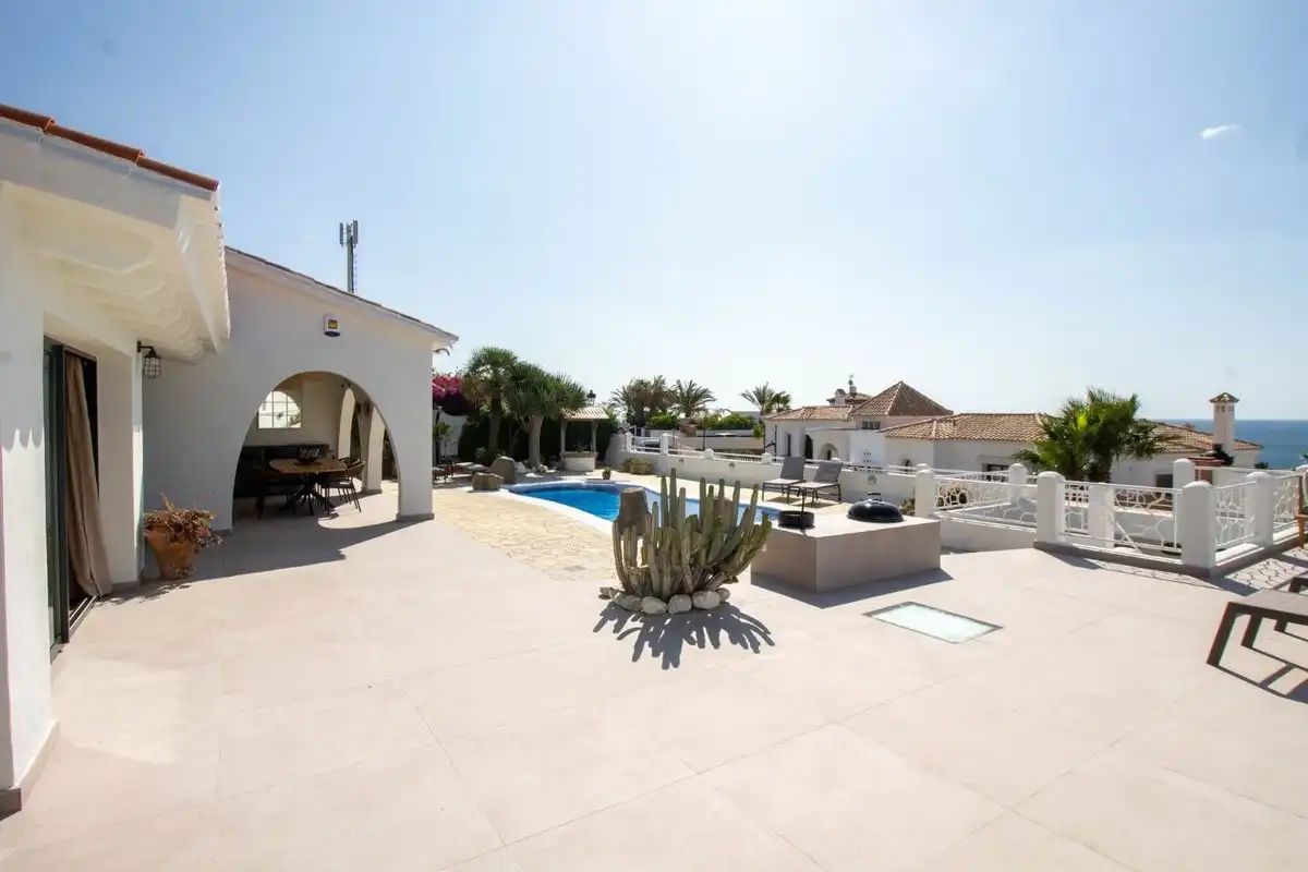 Chalet con jardín en alquiler en Chullera, imagen 3