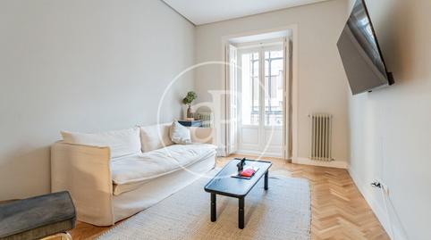 Foto 2 de Pis de lloguer a C. de Felipe IV, Jerónimos,  Madrid Capital