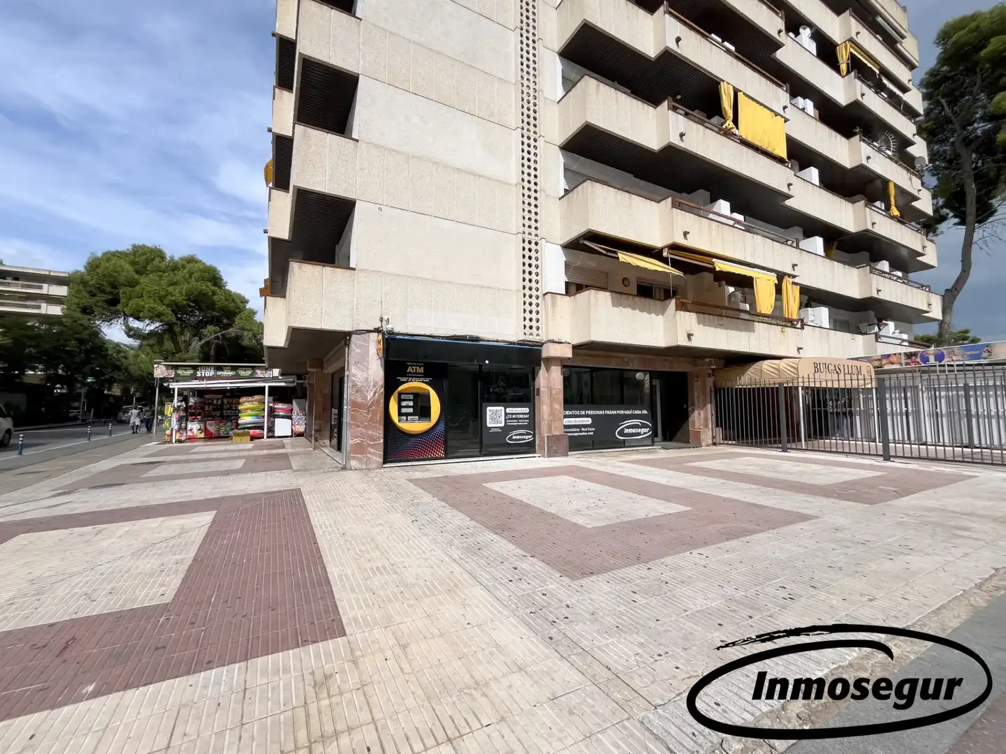 Geschaftsraum zur Miete in Salou mit Klimaanlage, Heizung und Terrasse