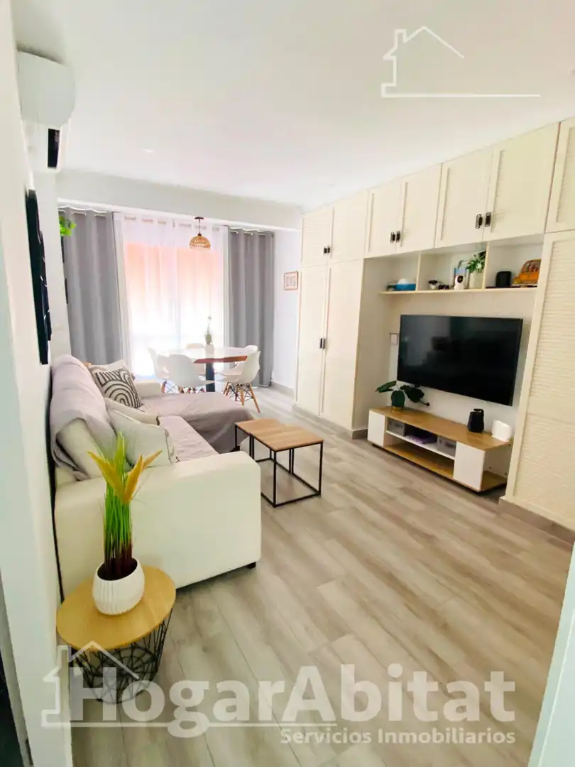 Wohnzimmer von Wohnung zum Verkauf in Gandia mit Klimaanlage, Heizung und Möbliert