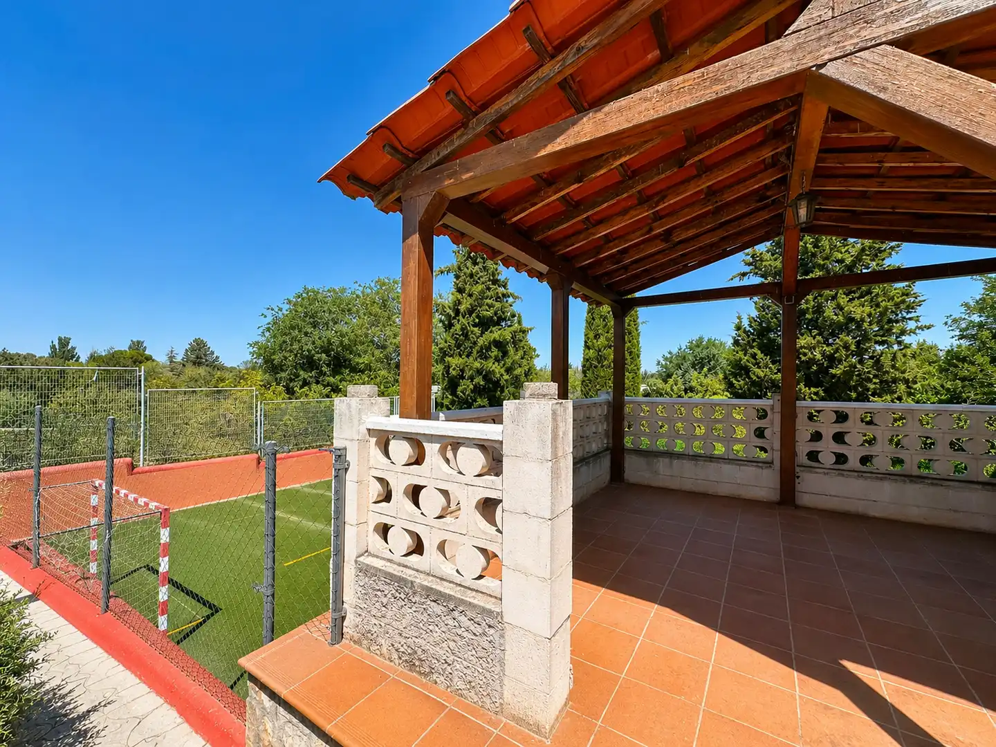 Terraza de Casa o chalet en venta en Nuevo Baztán con Aire acondicionado, Calefacción y Jardín privado