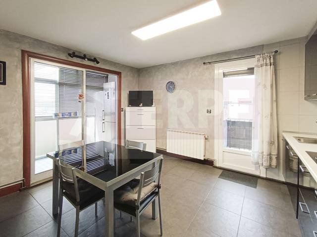 Piso en Venta en Mandoegi Kalea en Kaputxinoak / Capuchinos - Galtzaraborda