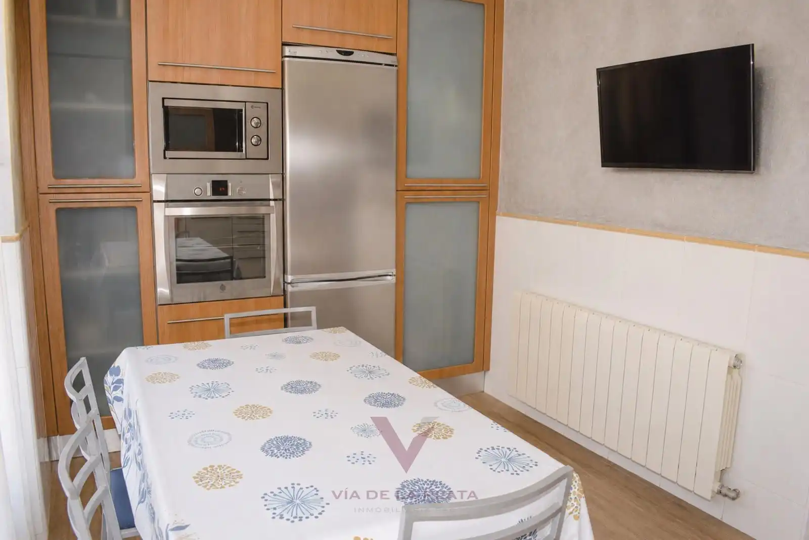 Habitación de Casa adosada en venta en Monterrubio de Armuña con Calefacción, Jardín privado y Parquet