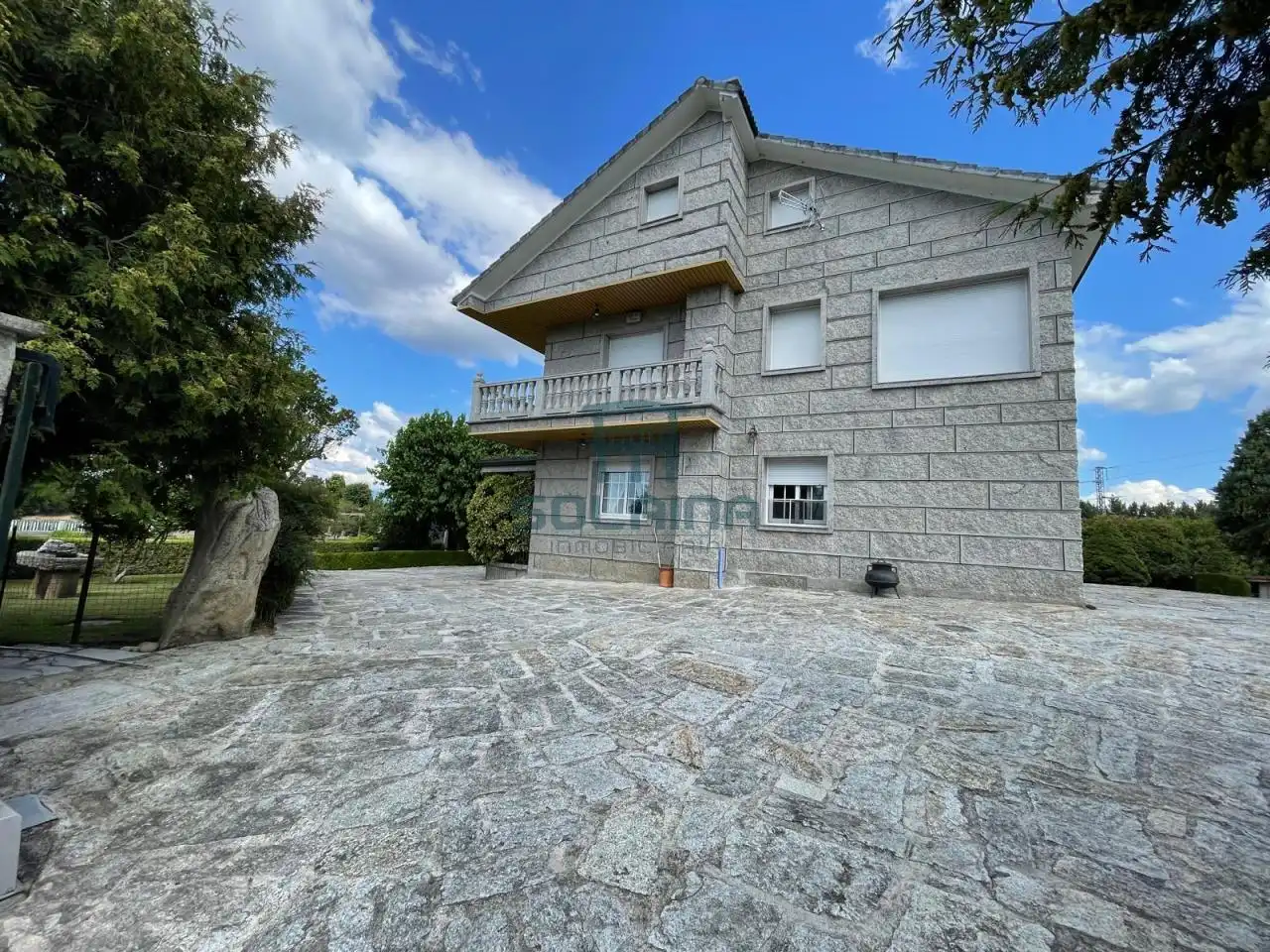 Exterior view of Houses for sale in Ourense Capital   with Heating, Private garden and Terrace