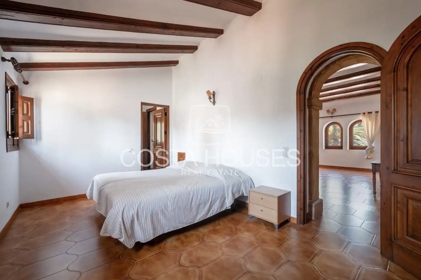 Houses for sale in Jávea / Xàbia  with Air Conditioner, Private garden and Terrace