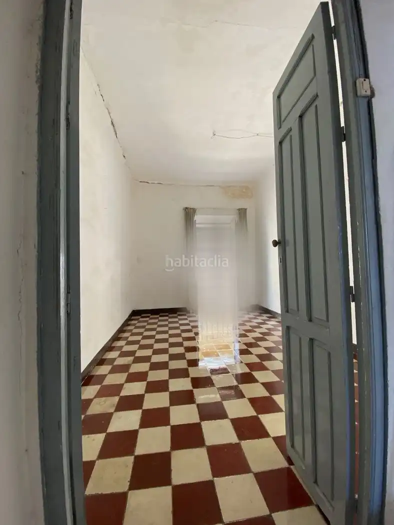 House with garden for sale in Calle la Parra 19, imagen 2