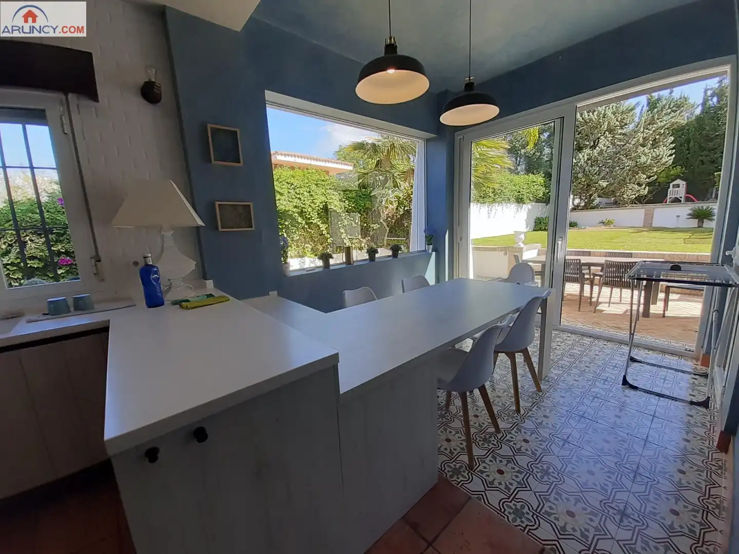 Cocina de Piso de alquiler en Montequinto con Aire acondicionado, Jardín privado y Terraza