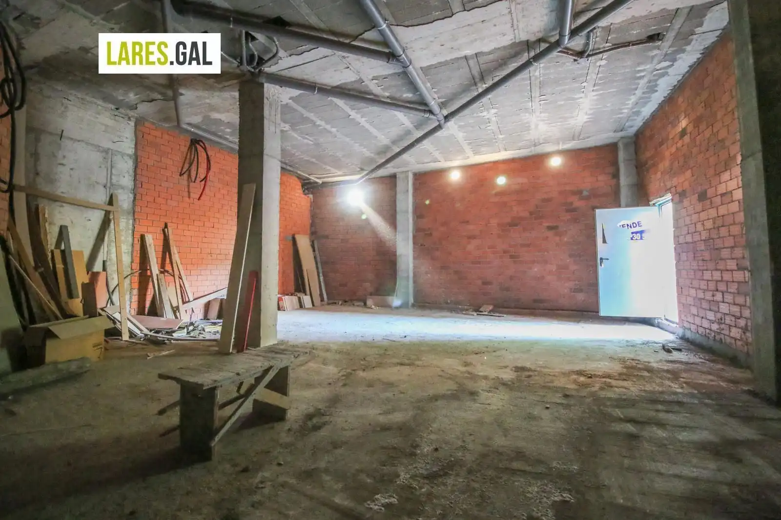 Business premises to rent in Ruá Longán, Aldea de Arriba, imagen 4