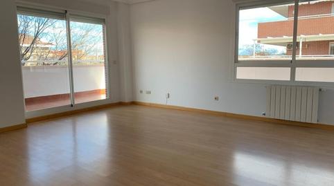 Photo 3 of Flat to rent in Sector B, Madrid