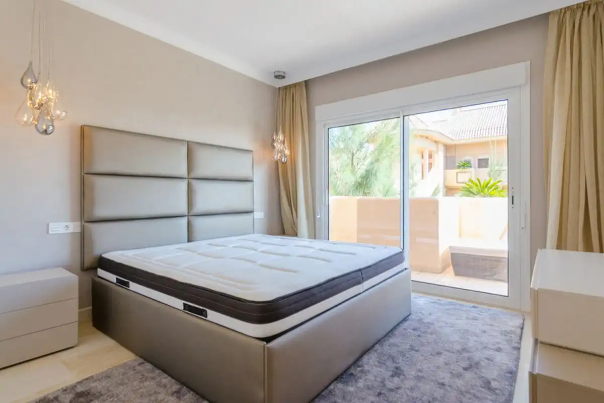 Dormitori de Apartament en venda en Marbella amb Aire condicionat, Calefacció i Parquet