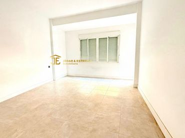 Flat with balcony for sale in Lorca Ciudad