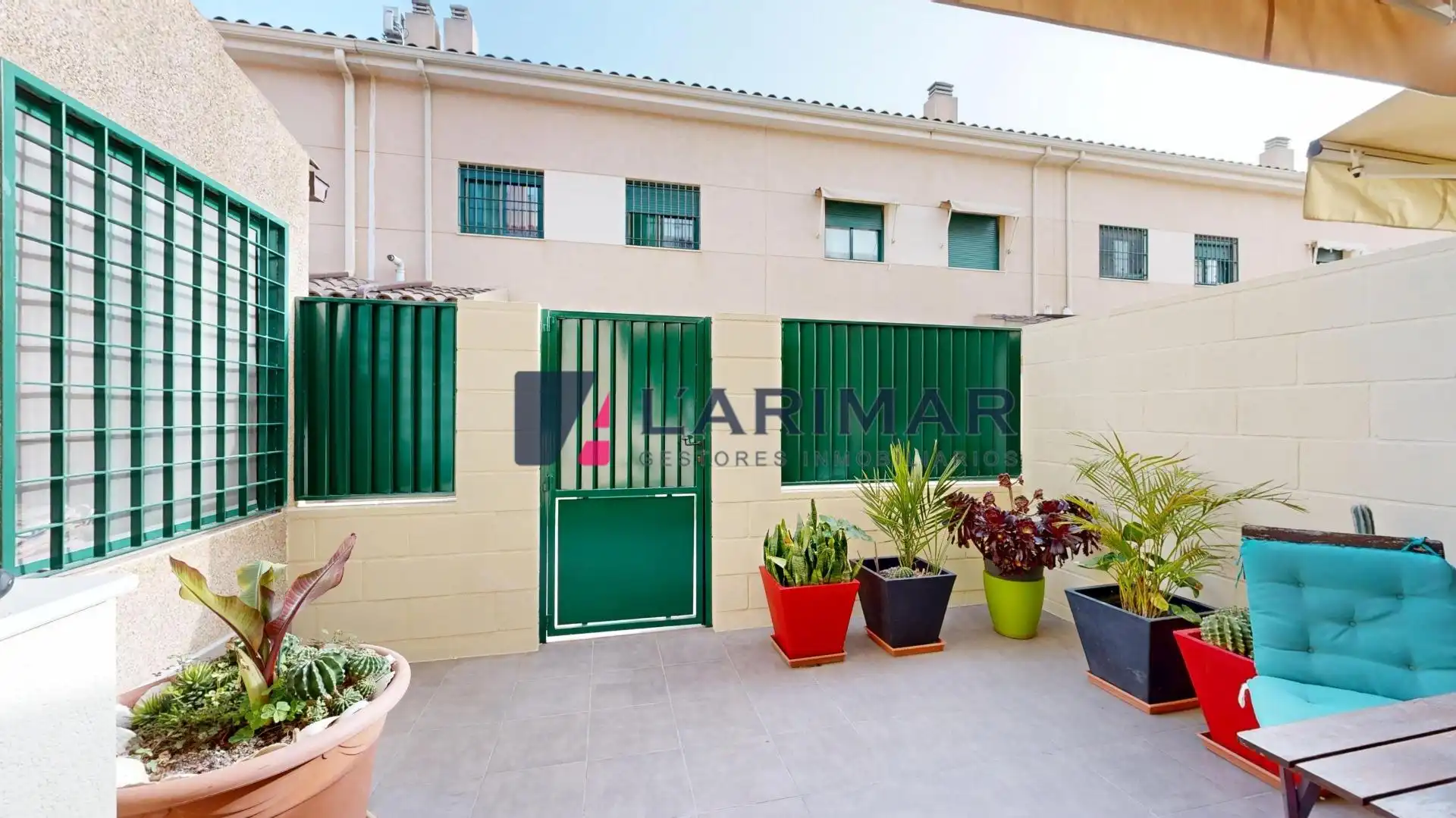 Exterior view of Detached homes for sale in Alicante / Alacant  with Air Conditioner, Private garden and Terrace